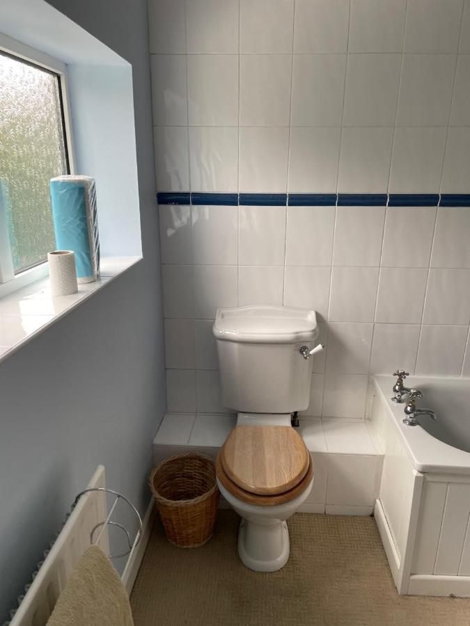 5 Bed House, 32 Tutbury Avenue, Cannon Park, Coventry, Cv4 7Bj Villa Bagian luar foto